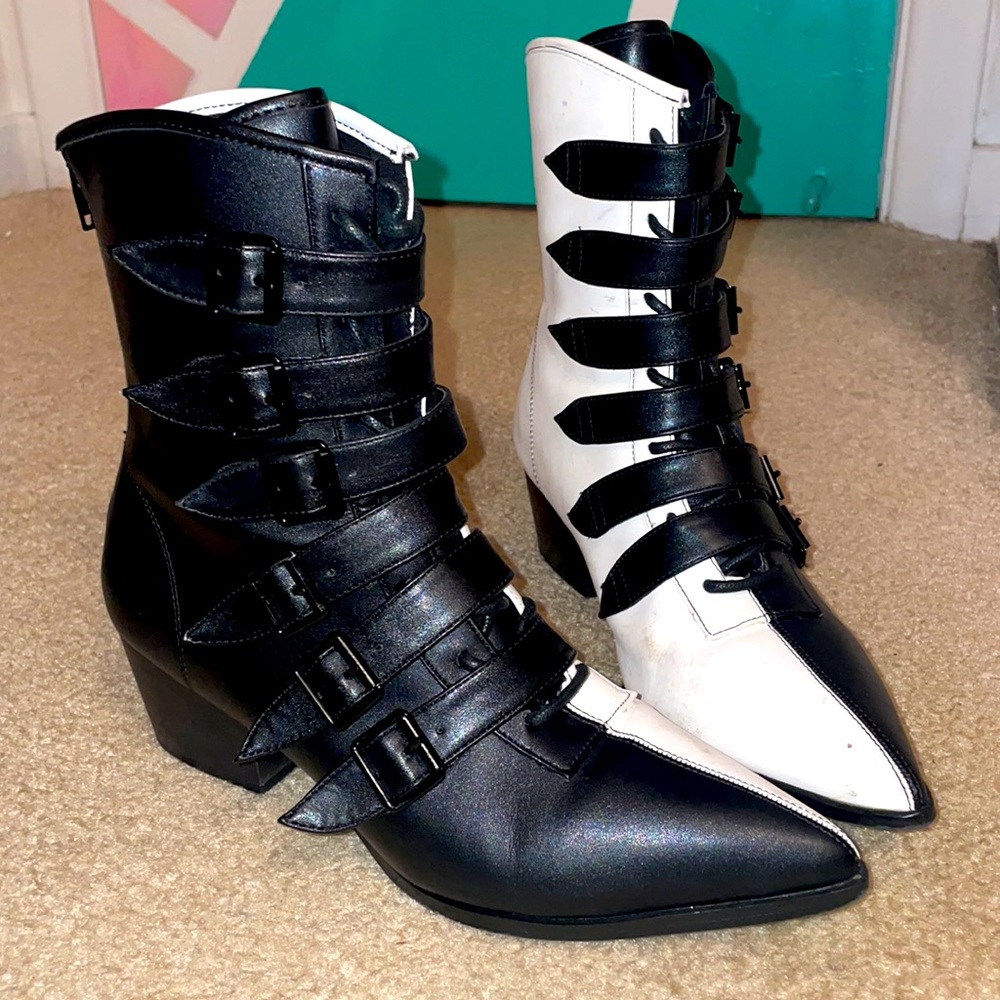 Strangecult color block Coven boots